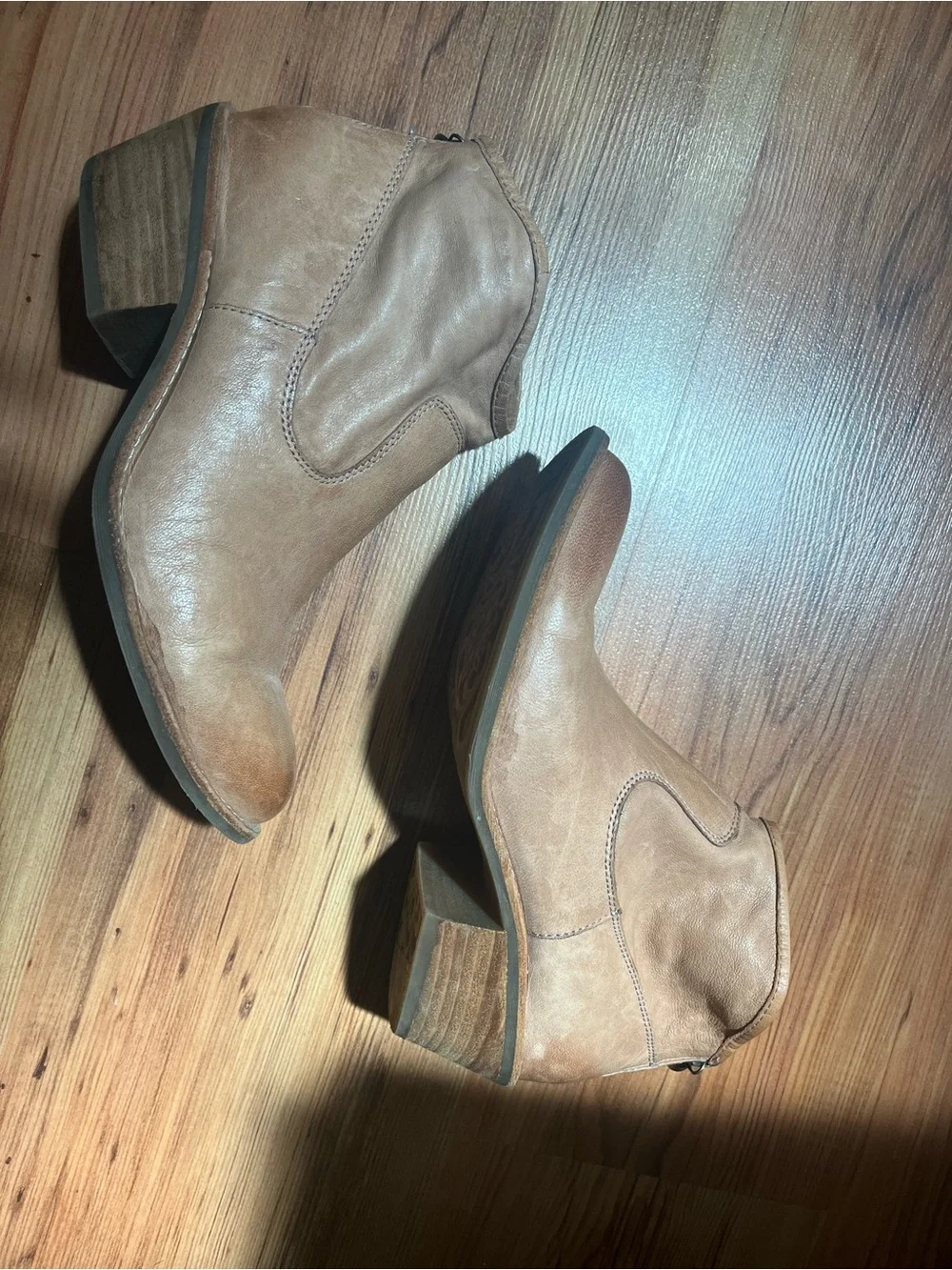 Sofft Tan Leather Ankle Booties with Stacked Heel